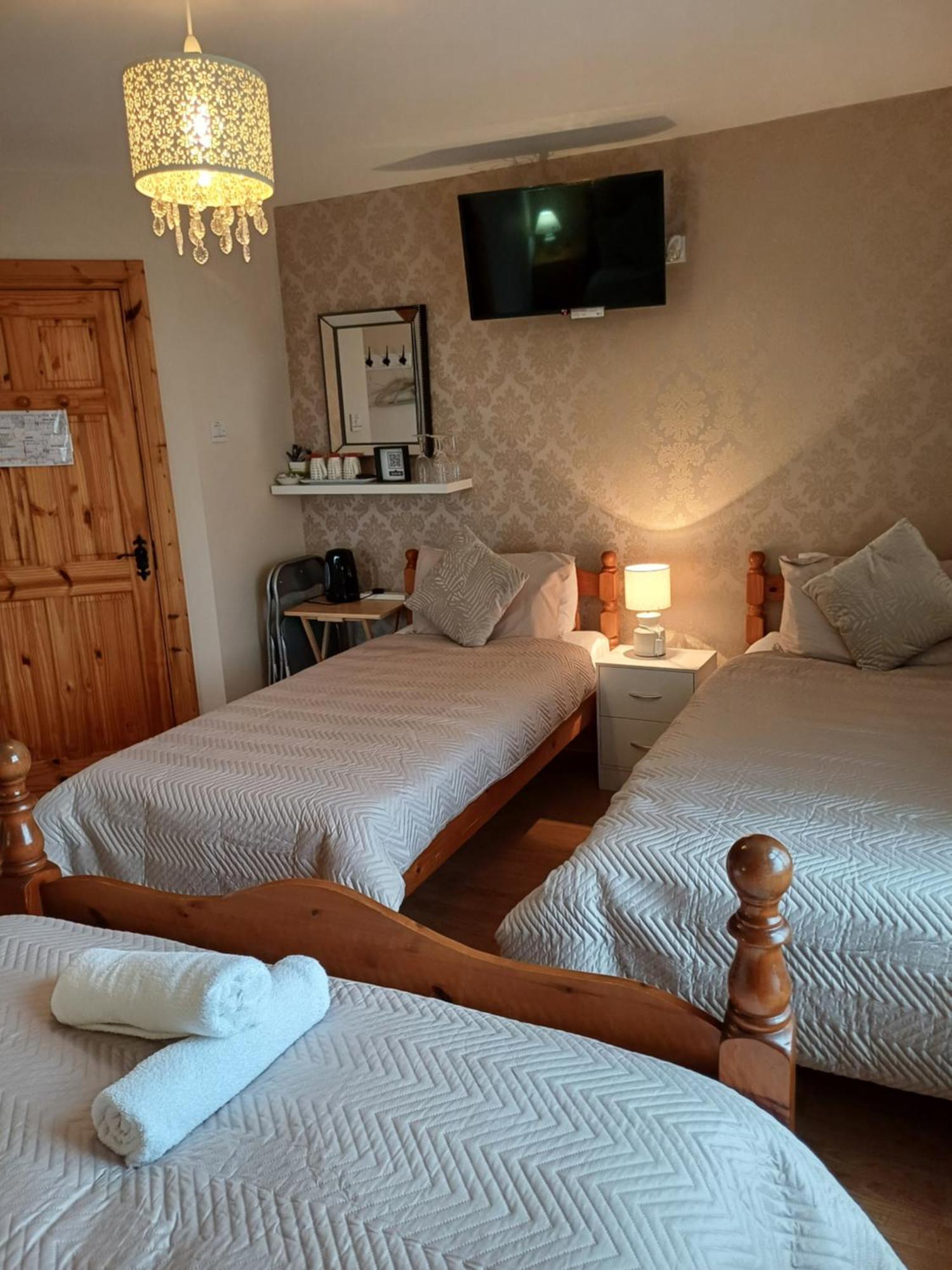 Sleepy Hollow B&B Donegal Town Room photo